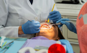 Professional dental treatment and hygiene at Smilezone dental practice in Zug.
